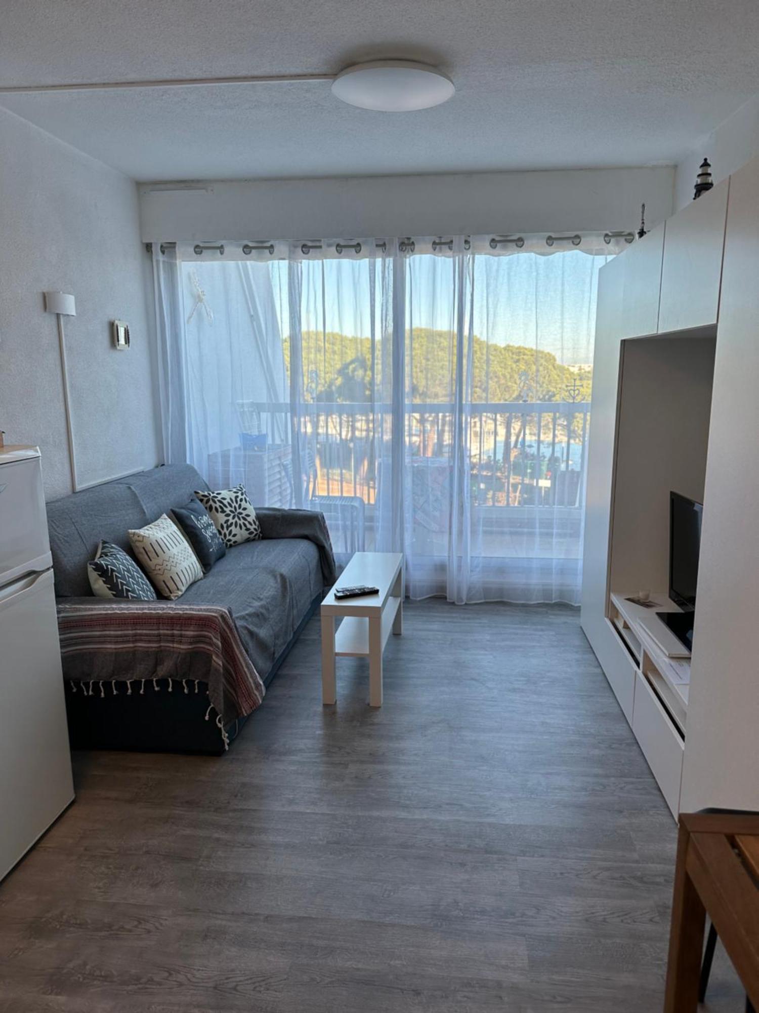 Studio vue port à 500m de la plage Le Grau-du-Roi Extérieur photo